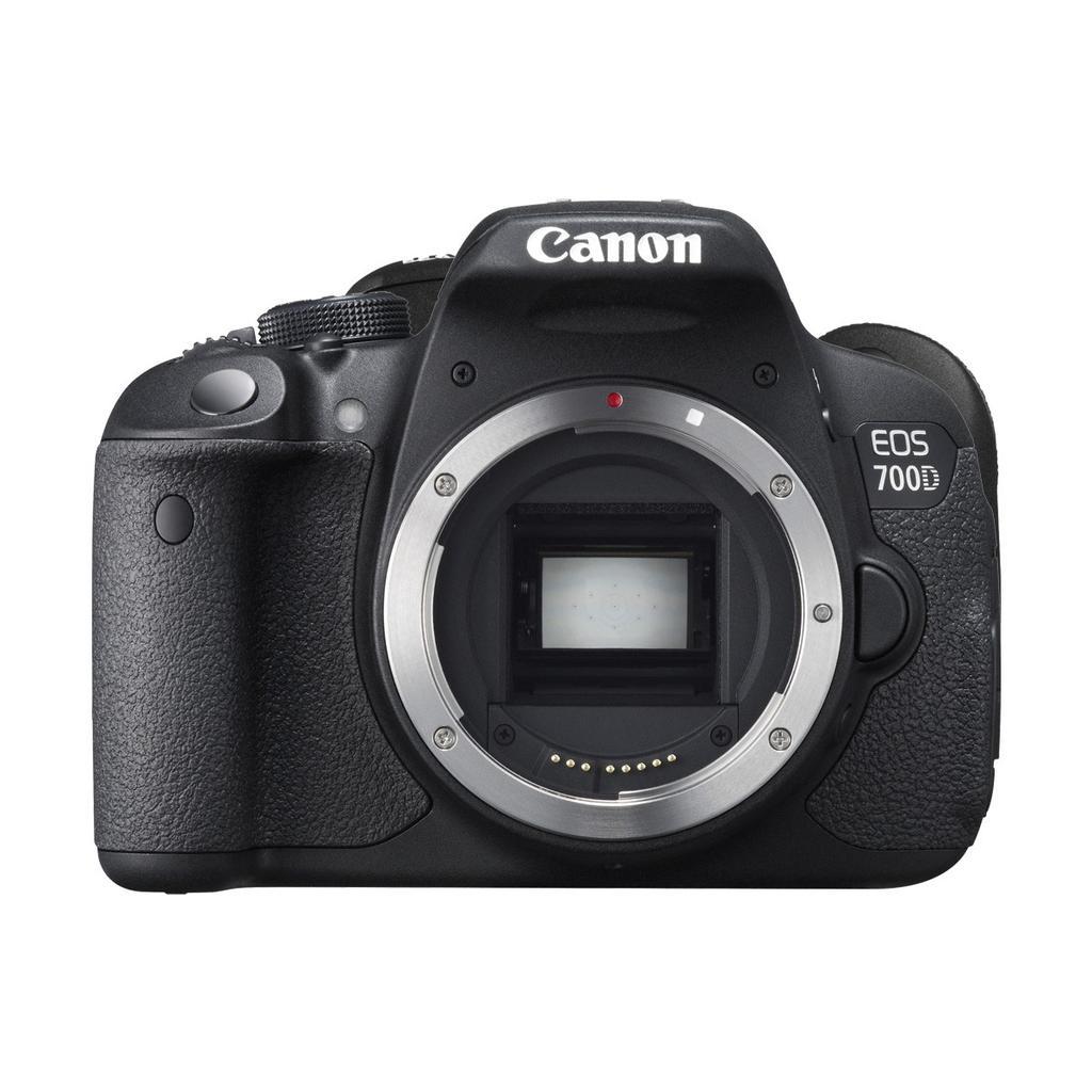 Reflex EOS 700D - Noir + Canon Canon EF-S 18-135mm f/3.5-5.6 IS STM f/3.5-5.6 Reconditionné - Canon reconditionné disponible sur Backmarket