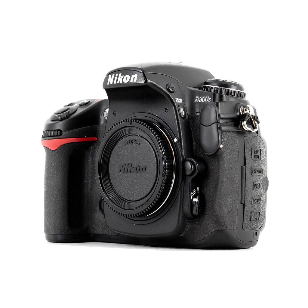 Reflex D300S - Noir Reconditionné - Nikon reconditionné disponible sur Backmarket