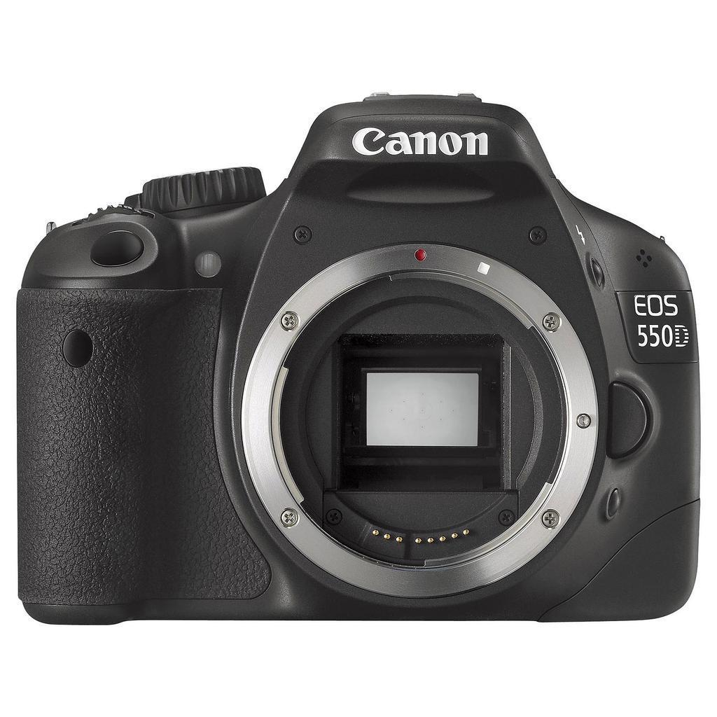 Reflex EOS 550D - Noir + Canon EF-S 18-135mm f/3.5-5.6 IS STM f/3.5-5.6 Reconditionné - Canon reconditionné disponible sur Backmarket