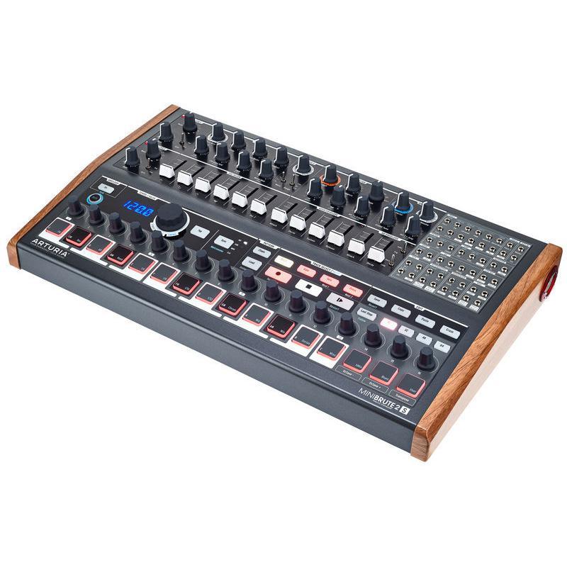 Accessoires audio Arturia MiniBrute 2S Reconditionné - Arturia reconditionné disponible sur Backmarket