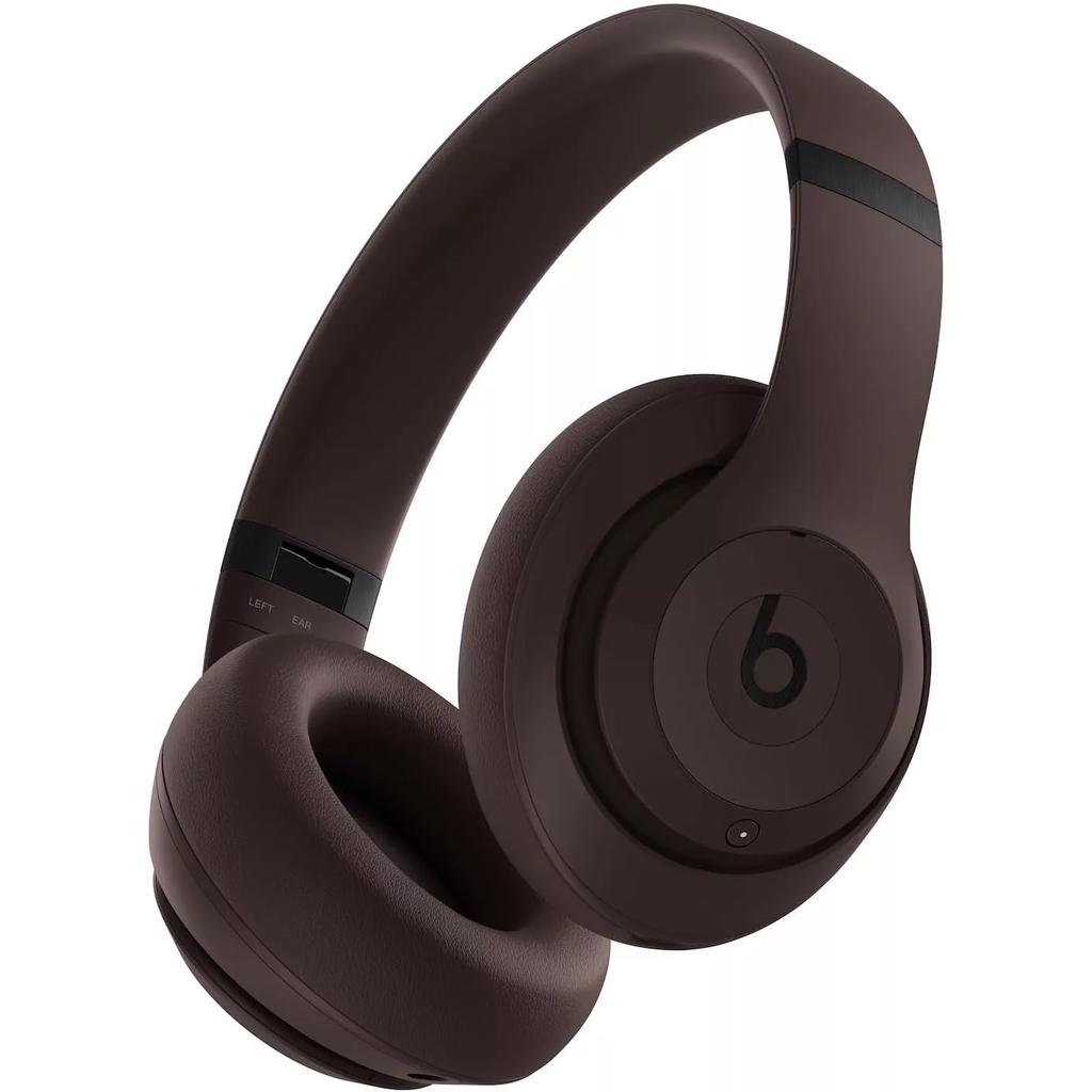 Casque réducteur de bruit sans fil avec micro Beats Studio Pro - Marron Reconditionné - Beats reconditionné disponible sur Backmarket