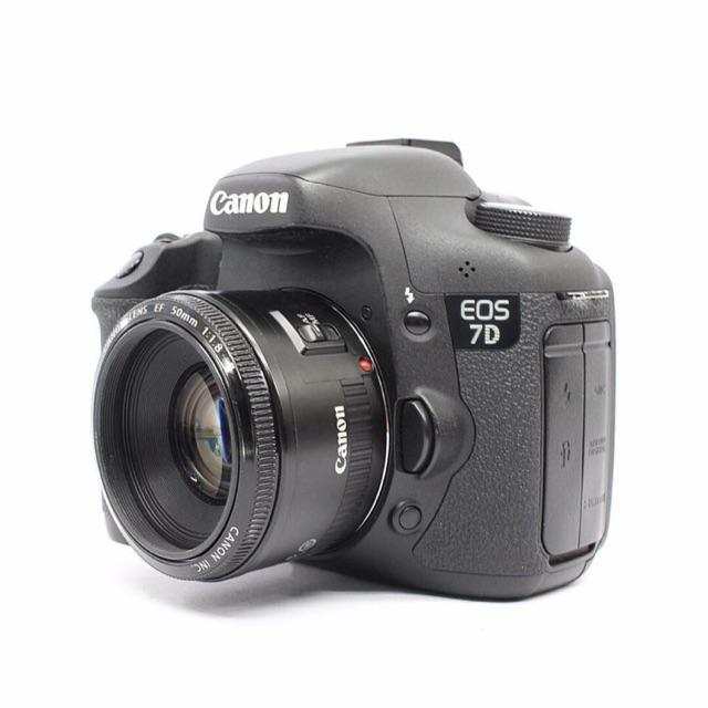 Acheter Reflex EOS 7D - Noir + Canon EF 50mm f/1.8 II f/1.8 Reconditionné - 595,00 € Reflex EOS 7D - Noir + Canon EF 50mm f/1.8 II f/1.8 Reconditionné - Canon reconditionné disponible sur Backmarket