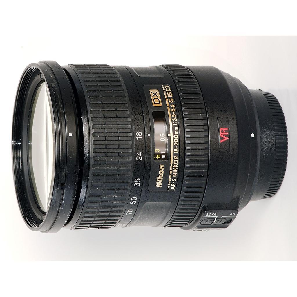 Objectif Nikon AF-S DX Nikkor 18-200mm f/3.5-5.6G ED VR Nikon F 18-200mm f/3.5-5.6 Reconditionné - Nikon reconditionné disponible sur Backmarket
