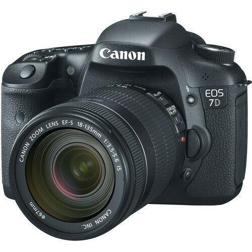 Reflex EOS 7D - Noir + Canon Zoom Lens EF-S 18-135mm f/3.5-5.6 IS f/3.5-5.6 Reconditionné - Canon reconditionné disponible sur Backmarket