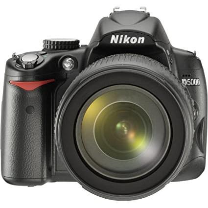 Reflex D5000 - Noir + Nikon AF-S DX Zoom Nikkor 18-70mm f/3.5-4.5G IF-ED f/3.5-4.5G Reconditionné - Nikon reconditionné disponible sur Backmarket