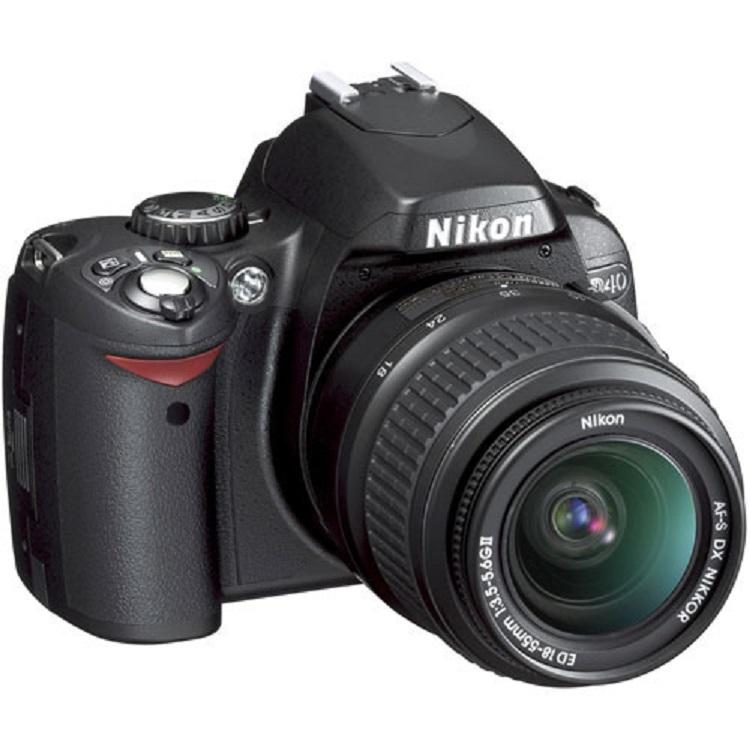 Acheter Reflex D40 - Noir + Nikon AF-S DX Nikkor 18-70mm f/3.5-4.5G IF-ED f/3.5-4.5 Reconditionné - 350,00 € Reflex D40 - Noir + Nikon AF-S DX Nikkor 18-70mm f/3.5-4.5G IF-ED f/3.5-4.5 Reconditionné - Nikon reconditionné disponible sur Backmarket