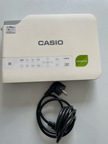 Vidéo projecteur casio - Très bon état sur Beebs