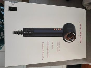 Sèche cheveux boucleur - Comme neuf sur Beebs