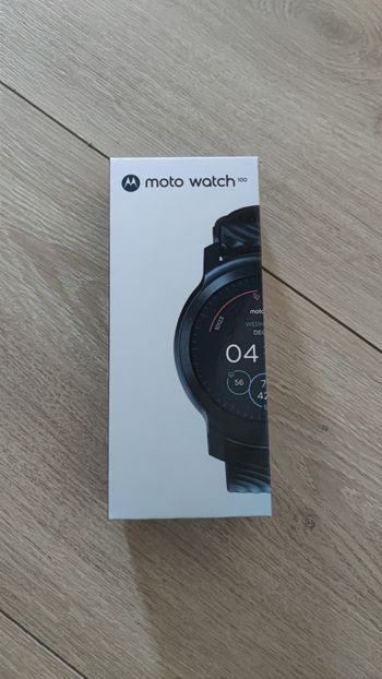 Montre connectée noir Motorola moto watch 100 neuve - Comme neuf sur Beebs