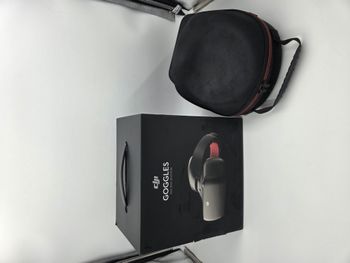 Casque DJI Goggles Racing Edition en boite, complet + Sacoche de protection (boite abîmée) - Bon état sur Beebs