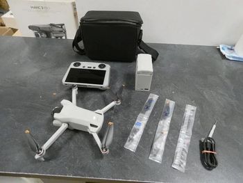 drone Dji model mini 3 fly more combo - Comme neuf sur Beebs