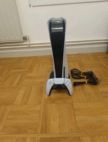 Acheter Sony PS5 Blu-Ray Edition Console - Blanc Comme neuf - 180,00 € Sony PS5 Blu-Ray Edition Console - Blanc Comme neuf - reconditionné disponible sur Beebs