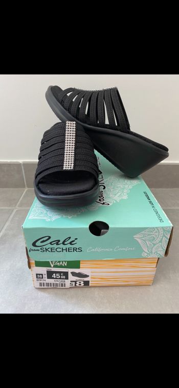 Chaussures Sandales femme Skechers Taille 38