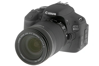 EOS 600D +18-135IS Très bon état - Canon reconditionné disponible sur Darty