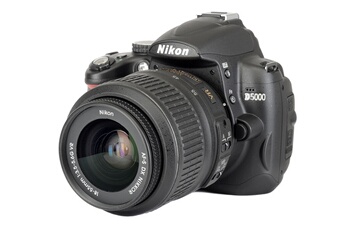 D5000 + 18-55VR Bon état - Nikon reconditionné disponible sur Darty