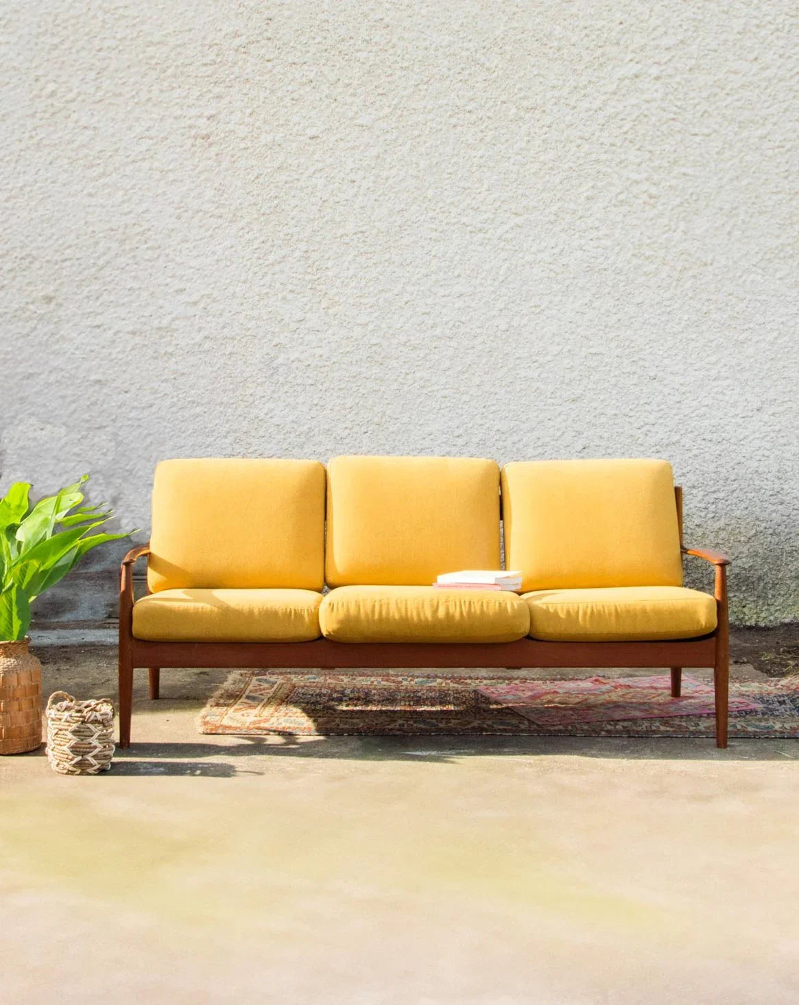 Clara, la banquette jaune N°23