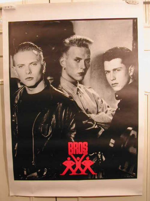 Bros - 64x90 cm - AFFICHE / POSTER État correct - N/A reconditionné disponible sur Fnac
