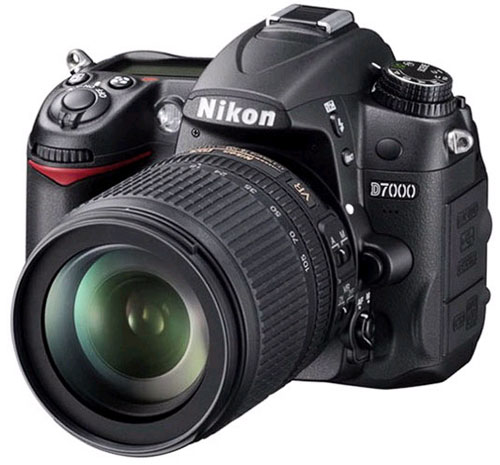 Nikon D7000 + Obj. Nikon AF-S DX VR ED 18 - 105 mm f/3.5 - 5.6 série G État correct - Nikon reconditionné disponible sur Fnac