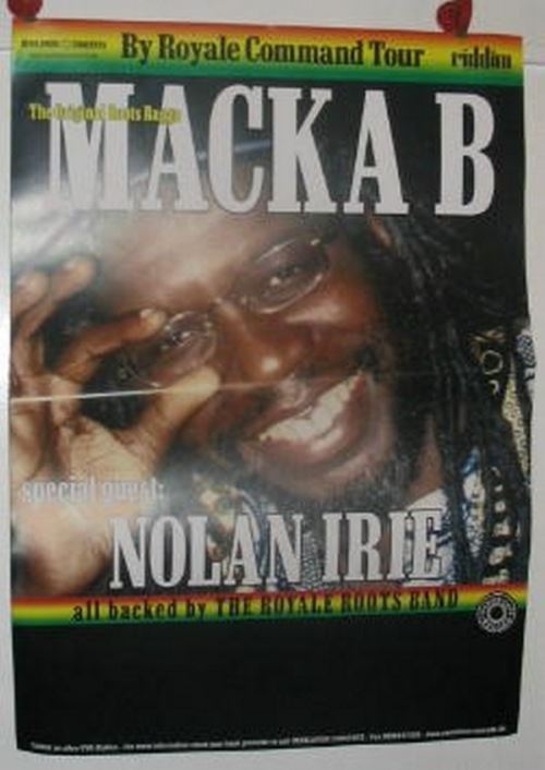 Macka B - 60x90 cm - AFFICHE / POSTER État correct - N/A reconditionné disponible sur Fnac