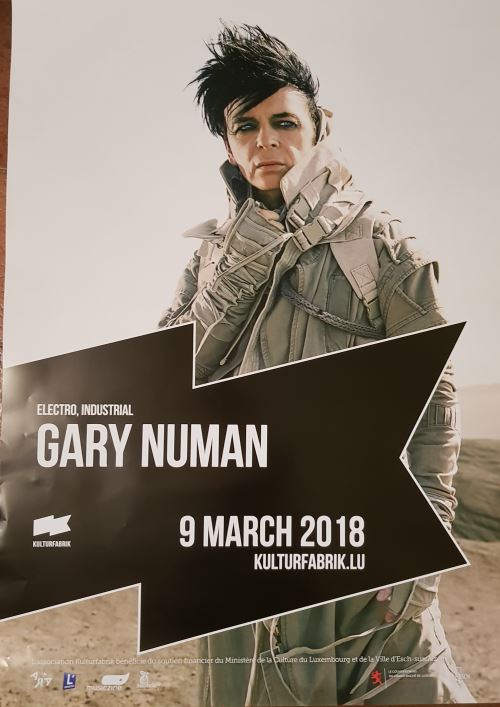 Gary NUMAN - Tour 2018 - AFFICHE État correct - N/A reconditionné disponible sur Fnac