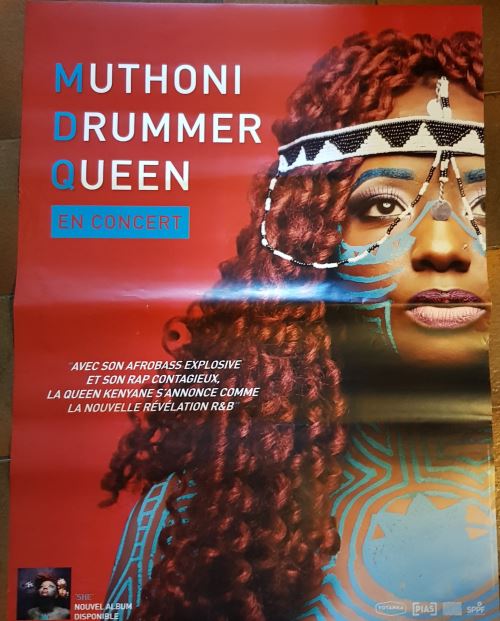 Acheter Muthoni Drummer Queen - Kenya / En concert - AFFICHE État correct - 11,99 € Muthoni Drummer Queen - Kenya / En concert - AFFICHE État correct - N/A reconditionné disponible sur Fnac
