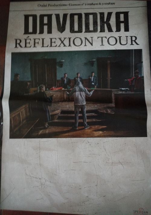 DAVODKA - Réflexion Tour - AFFICHE État correct - N/A reconditionné disponible sur Fnac