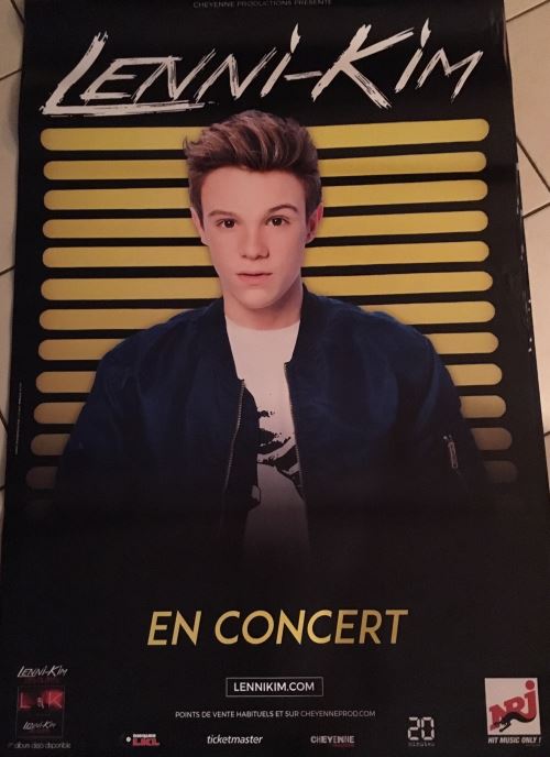 Acheter Lenni Kim - AFFICHE État correct - 19,99 € Lenni Kim - AFFICHE État correct - N/A reconditionné disponible sur Fnac