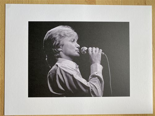 Acheter Claude François - 1976 - 28,4x38cm - Affiche État correct - 13,99 € Claude François - 1976 - 28,4x38cm - Affiche État correct - N/A reconditionné disponible sur Fnac