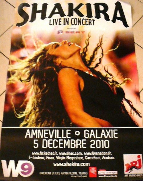 Acheter Shakira - 80x120 cm - AFFICHE / POSTER État correct - 17,99 € Shakira - 80x120 cm - AFFICHE / POSTER État correct - N/A reconditionné disponible sur Fnac