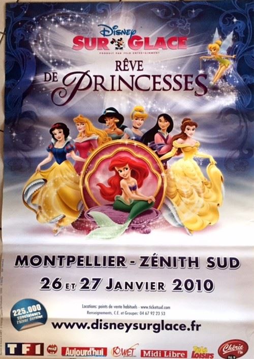 Acheter Disney Sur Glace - 80x120 cm - AFFICHE / POSTER État correct - 16,99 € Disney Sur Glace - 80x120 cm - AFFICHE / POSTER État correct - N/A reconditionné disponible sur Fnac