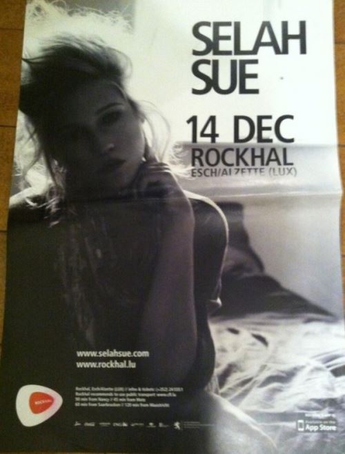 Acheter Selah Sue - 70x100 cm - AFFICHE / POSTER État correct - 17,99 € Selah Sue - 70x100 cm - AFFICHE / POSTER État correct - N/A reconditionné disponible sur Fnac