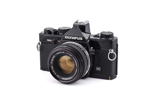 Appareil photo argentique Olympus OM-2N + 50mm f1.8 F.Zuiko Auto-S Noir Reconditionné État correct - Olympus reconditionné disponible sur Fnac