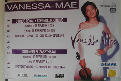 Acheter Mae Vanessa - 67x98 cm - AFFICHE / POSTER État correct - 20,99 € Mae Vanessa - 67x98 cm - AFFICHE / POSTER État correct - N/A reconditionné disponible sur Fnac