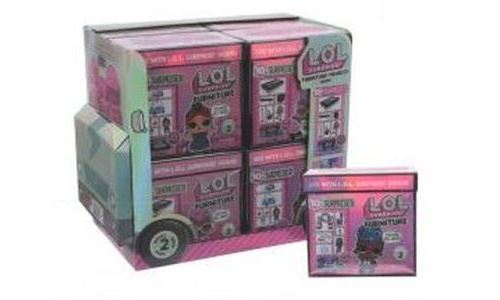 L.O.L. Surprise Poupée avec mobilier en présentoir 8 pièces Modèle aléatoire État correct - LOL Surprise reconditionné disponible sur Fnac