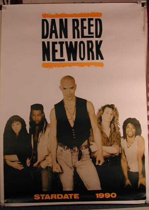 Dan Red Network - 64x69 cm - AFFICHE / POSTER État correct - N/A reconditionné disponible sur Fnac