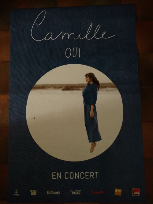 Camille - Oui - AFFICHE État correct - N/A reconditionné disponible sur Fnac