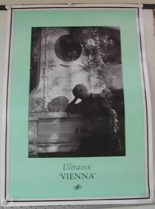 Acheter Ultravox - 50x71 cm - AFFICHE / POSTER État correct - 37,99 € Ultravox - 50x71 cm - AFFICHE / POSTER État correct - N/A reconditionné disponible sur Fnac