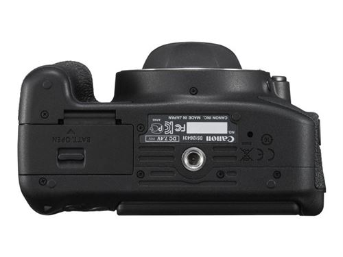 Canon EOS 700D - Appareil photo numérique - Reflex - 18.0 MP - APS-C - 1080p / 30 pi/s - 3x zoom optique objectif EF-S 18-55 mm DC III
