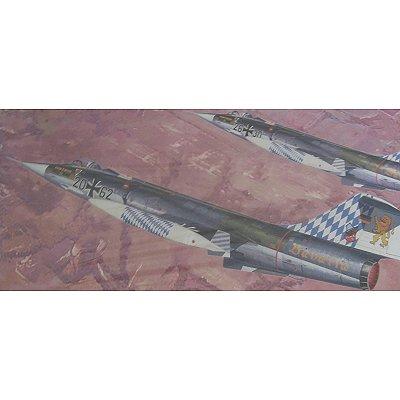 Acheter Hasegawa - Maquette avion : F-104G StarFighter NATO Fighter État correct - 84,99 € Hasegawa - Maquette avion : F-104G StarFighter NATO Fighter État correct - N/A reconditionné disponible sur Fnac