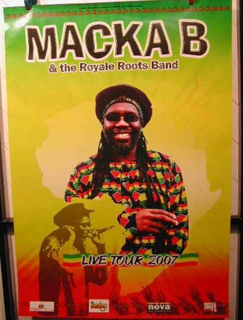Acheter Macka B - 60x80 cm - AFFICHE / POSTER État correct - 17,99 € Macka B - 60x80 cm - AFFICHE / POSTER État correct - N/A reconditionné disponible sur Fnac