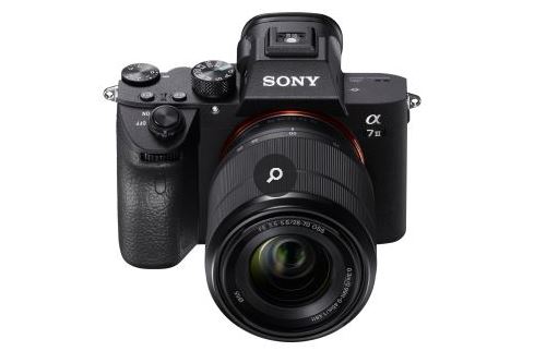 Kit appareil photo hybride Sony Alpha 7 III Noir + Objectif FE 28-70 mm f/3,5-5,6 OSS II Noir État correct - Sony reconditionné disponible sur Fnac