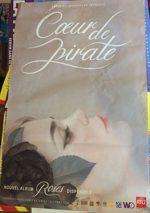 Acheter Cœur De Pirate - 80x120 cm - AFFICHE / POSTER État correct - 14,99 € Cœur De Pirate - 80x120 cm - AFFICHE / POSTER État correct - N/A reconditionné disponible sur Fnac