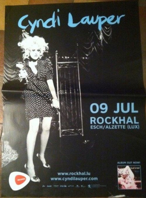 Cyndi Lauper - 64x84 cm - AFFICHE / POSTER État correct - N/A reconditionné disponible sur Fnac