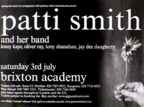 PATTI SMITH - 102x76 cm - AFFICHE / POSTER État correct - N/A reconditionné disponible sur Fnac