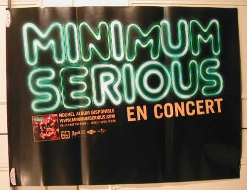 Minimum Serious - 61x80 cm - AFFICHE / POSTER État correct - N/A reconditionné disponible sur Fnac