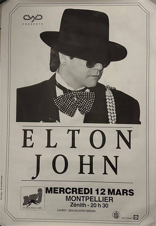 Acheter Affiche - Elton JOHN - En concert 1986 - 80x120cm État correct - 74,99 € Affiche - Elton JOHN - En concert 1986 - 80x120cm État correct - N/A reconditionné disponible sur Fnac