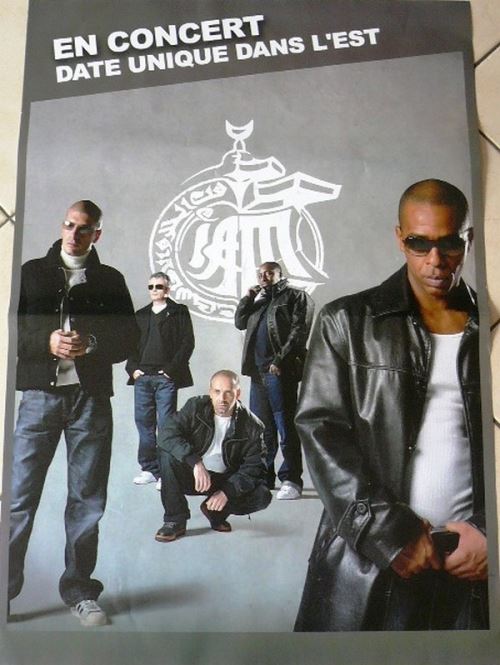 Acheter IAM - 70x100 cm - AFFICHE / POSTER État correct - 17,99 € IAM - 70x100 cm - AFFICHE / POSTER État correct - N/A reconditionné disponible sur Fnac