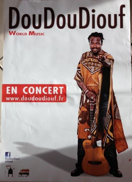 DouDouDiouf - 50x70 cm - AFFICHE / POSTER État correct - N/A reconditionné disponible sur Fnac