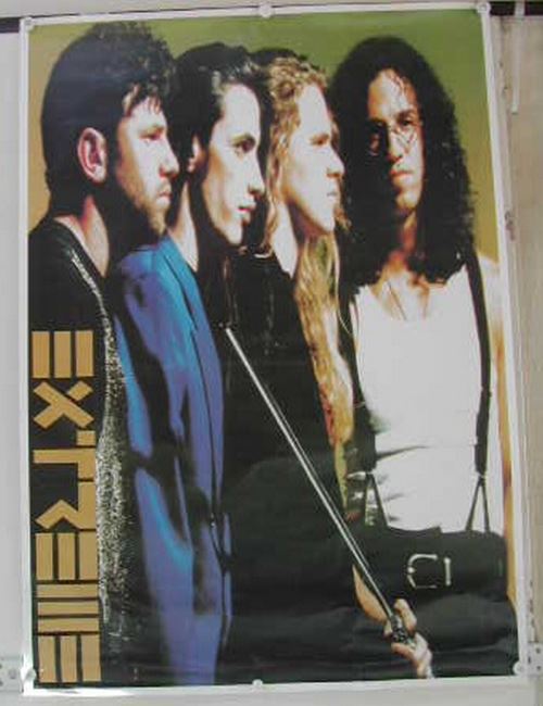 Acheter Extreme - 59x83 cm - AFFICHE / POSTER État correct - 17,99 € Extreme - 59x83 cm - AFFICHE / POSTER État correct - N/A reconditionné disponible sur Fnac