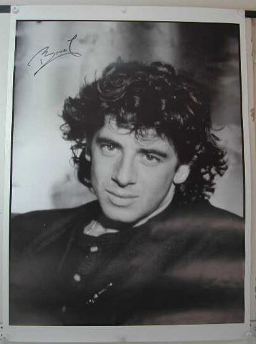 Acheter Bruel Patrick - 63x88 cm - AFFICHE / POSTER État correct - 19,99 € Bruel Patrick - 63x88 cm - AFFICHE / POSTER État correct - N/A reconditionné disponible sur Fnac